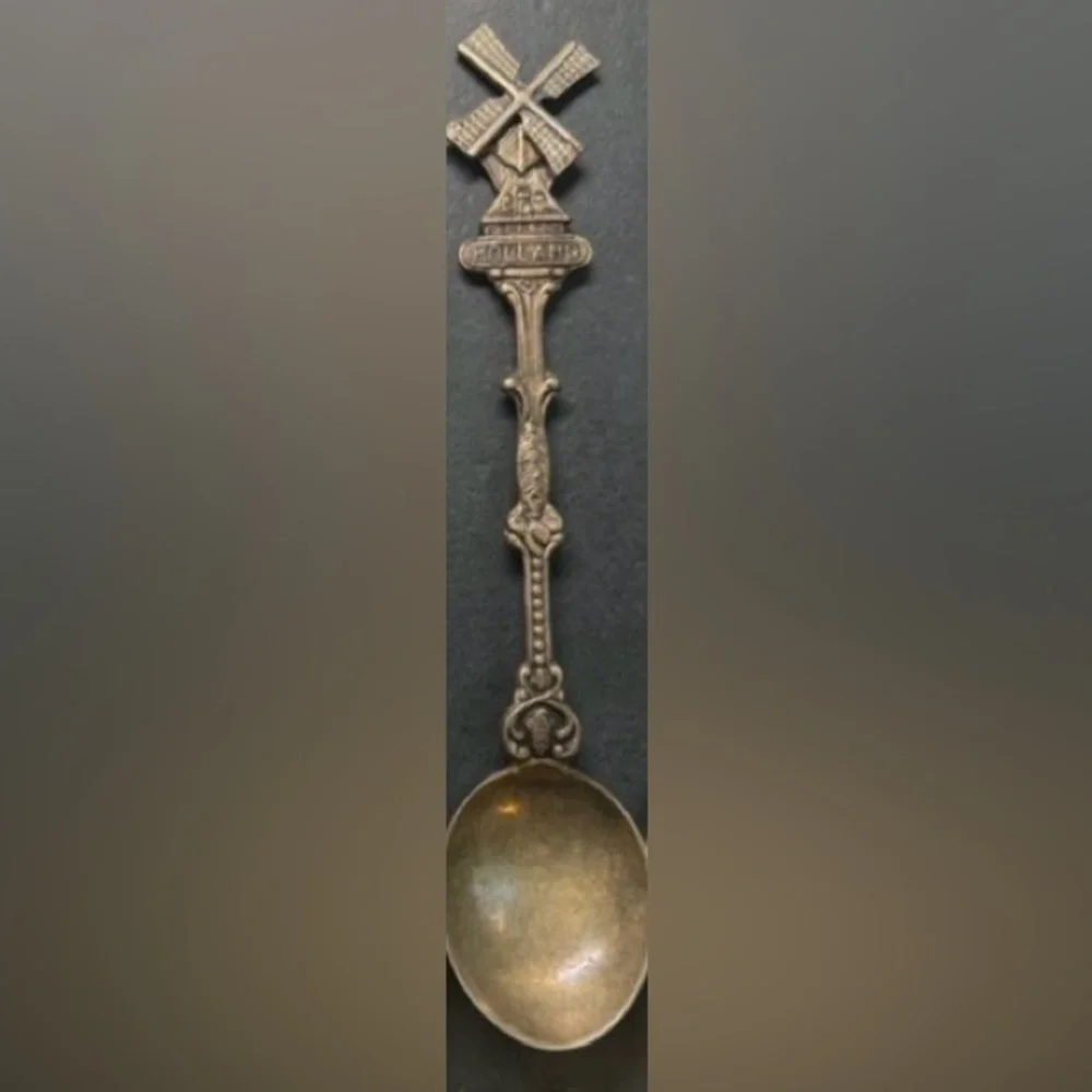 Antique Vintage Collectible Souvenir Holland Windmill Spoon Dutch - Blades Spin